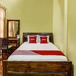 OYO 91036 Hotel Simpang Lima Gkpri