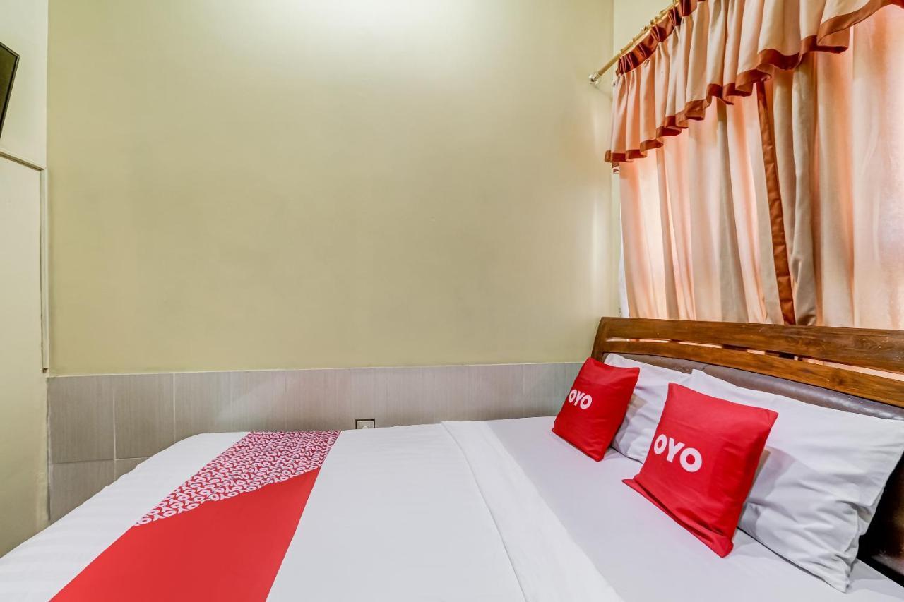Oyo 91036 Simpang Lima Gkpri Hotel Semarang